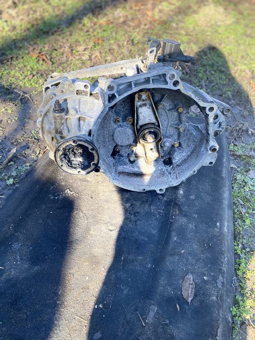 Кпп Passat b3 1.8