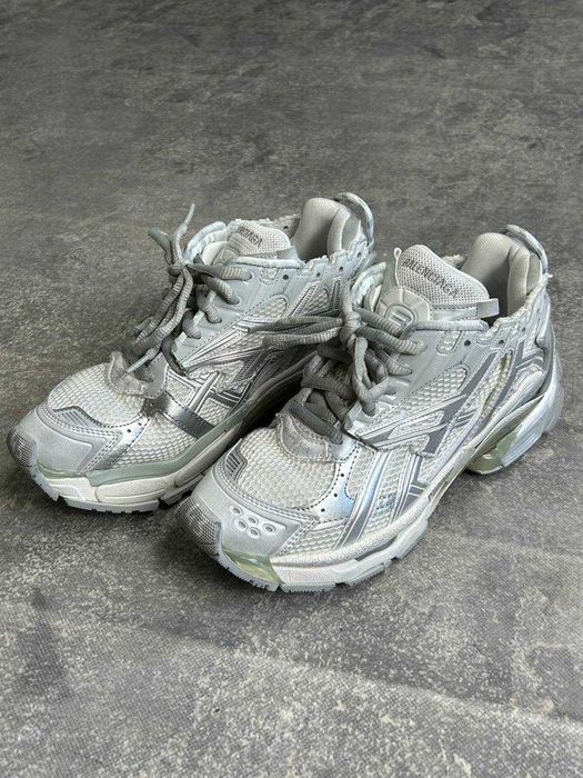 BALENCIAGA Runner кроссовки металлик кеди кеды кросівки білі 43