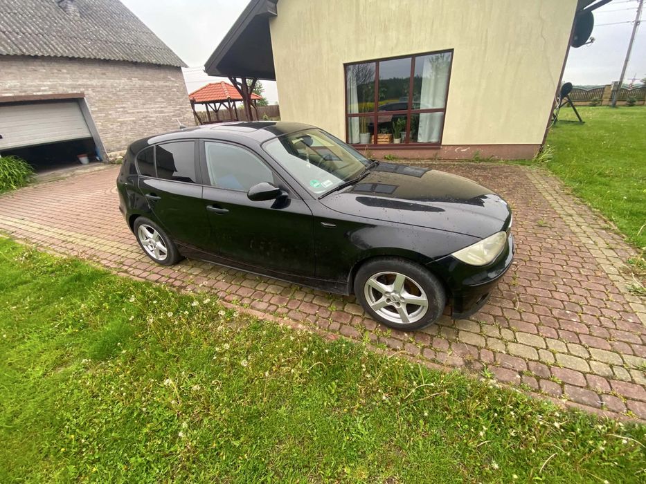 Bmw e87 samochód