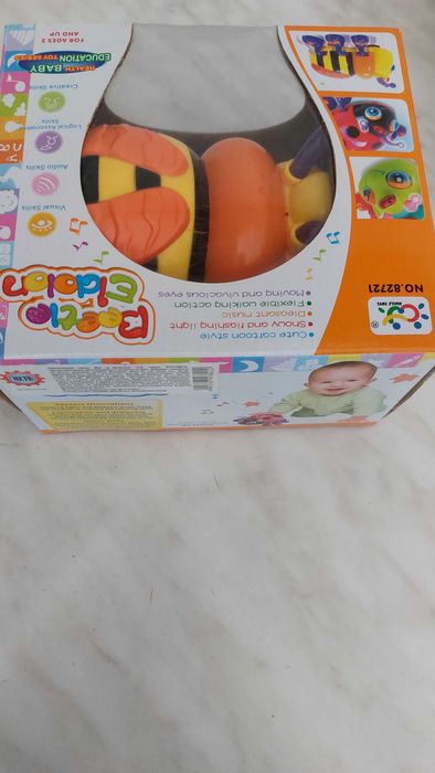 Музична іграшка бджілка