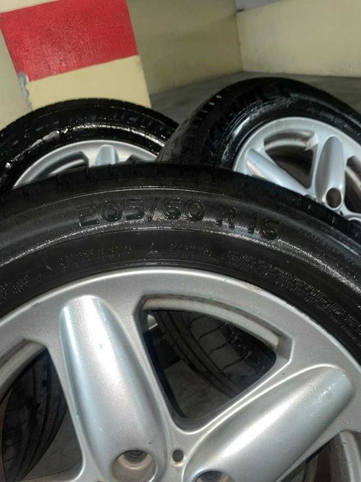 JANTES MINI 16” Com Pneus michelin como novos