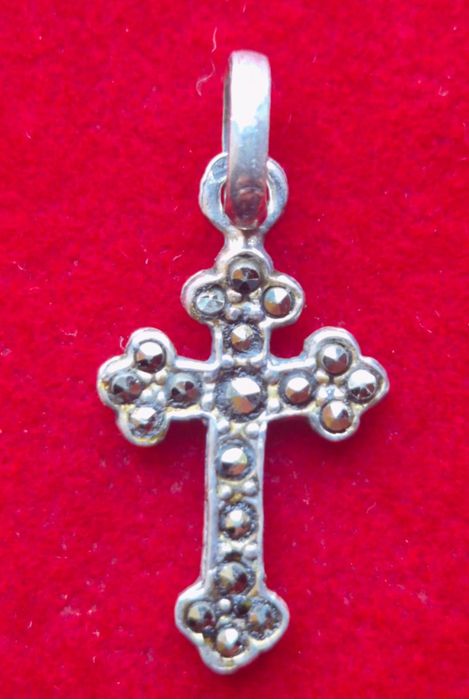 Cruz em prata antiga