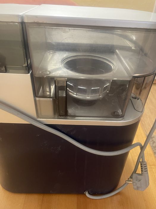 Кавомашина Saeco привезена з германіі провірена гарний стан