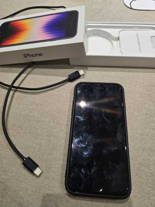 iPhone SE 128GB Preto
