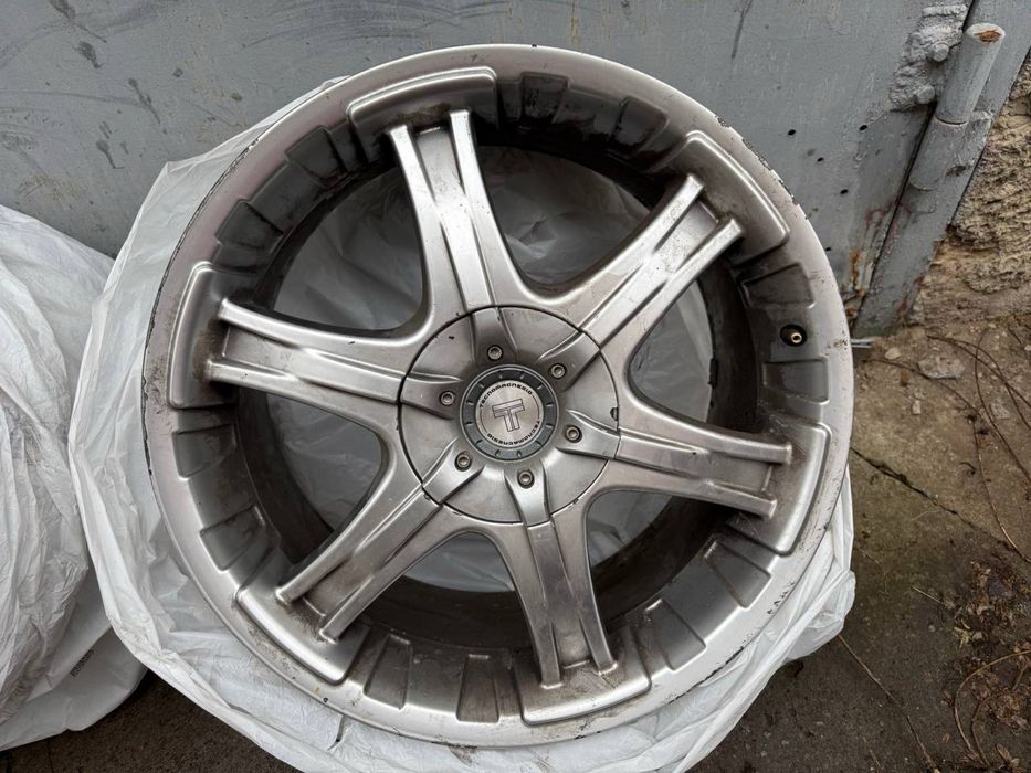 Продам диски Mitsubishi Pajero