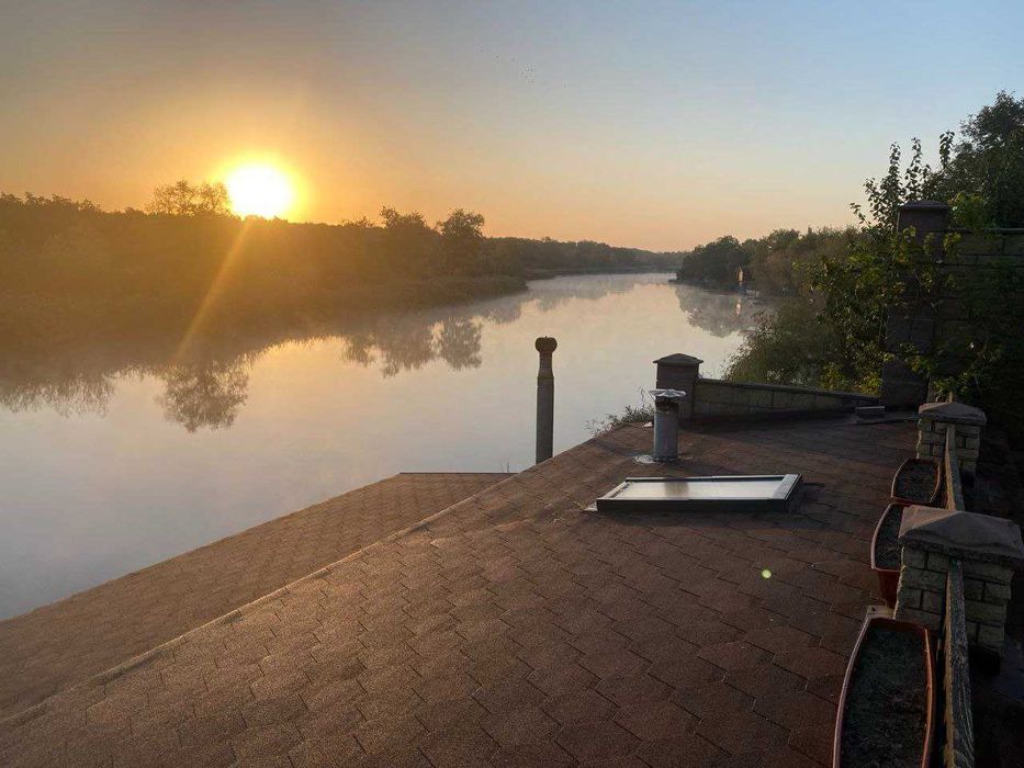 Продажа Классный 2-этажный дом на реке! СВОЙ БЕРЕГ!!