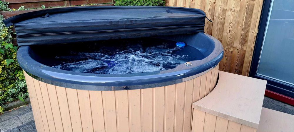 Jacuzzi ogrodowe PROMOCJA !!! DOSTĘPNA OD RĘKI - elektryczna