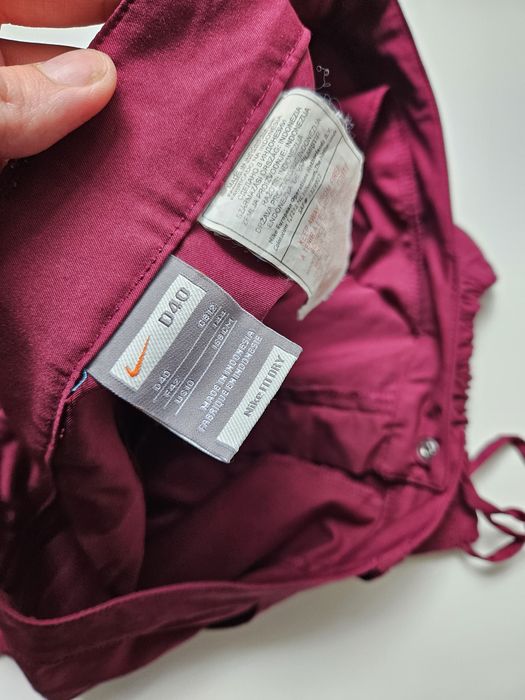 Malinowe dresy nike 40 nike fit dry