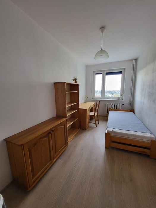 Wynajme mieszkanie 4 pokojowe na osiedlu Bolesława Chrobrego