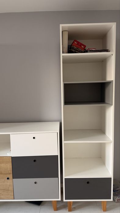 Regal z polkami Vox seria Concept jak nowy.
