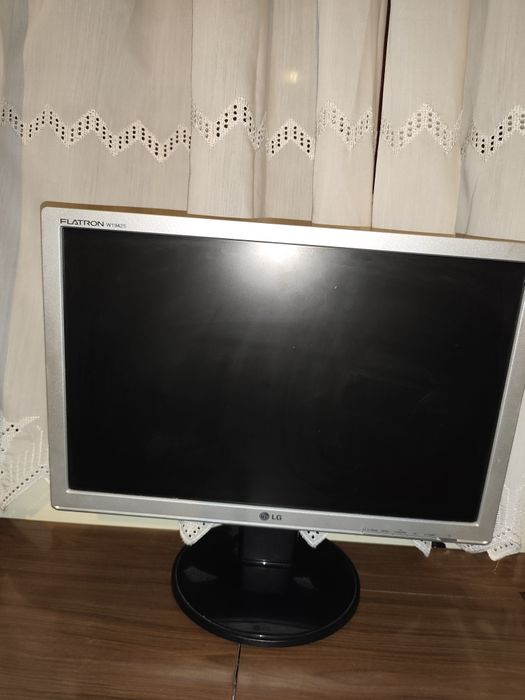 Monitor LG 19 polegadas vga