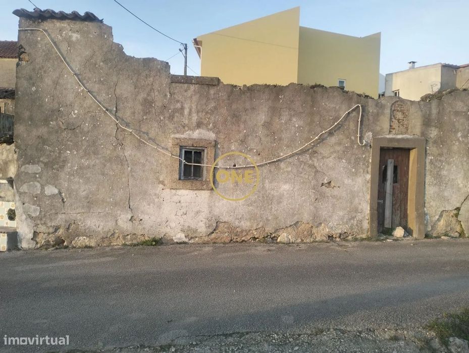 Moradia em Ruínas com Projeto Aprovado – Cachoeira, Milharado (Mafra)