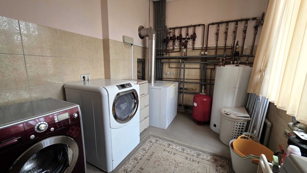 Продаж 3 поверх. будинку 380 м², 12 соток, село Чайки, Бучанський р-н