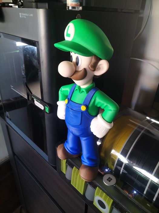 Luigi 33cm de altura em PLA