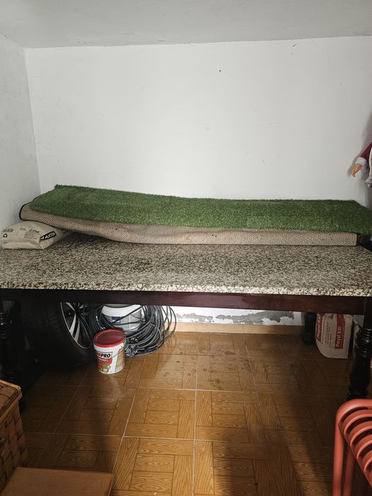 Mesa madeira e tampo  granito