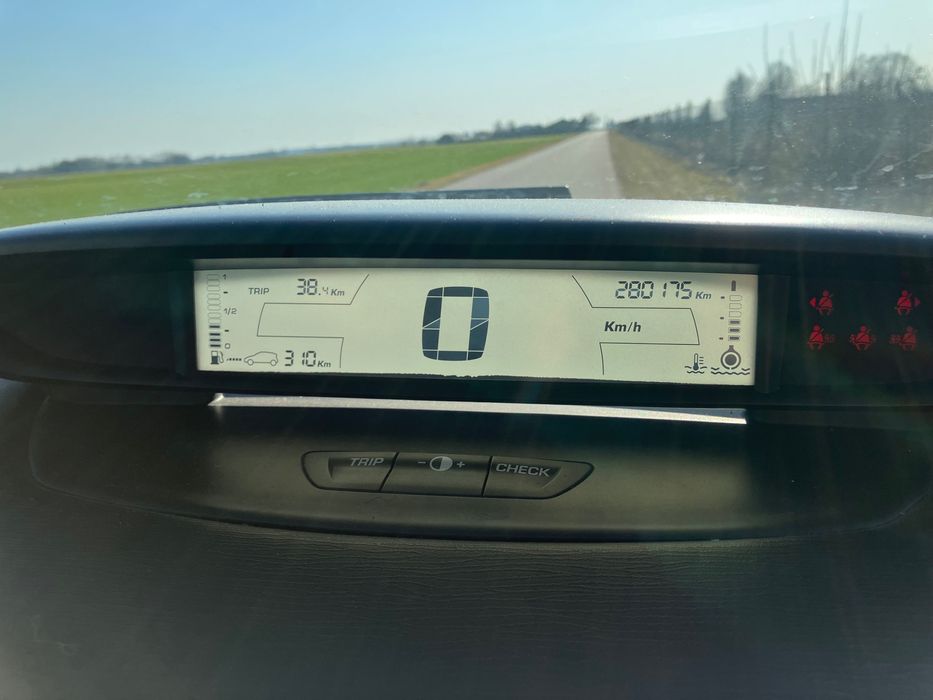 Samochód Citroen C4