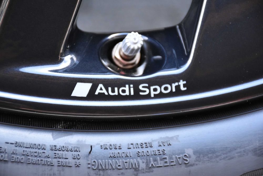 Koła zimowe OEM Audi Q7 SQ7 4M 20" NOWE Goodyear 25r AO