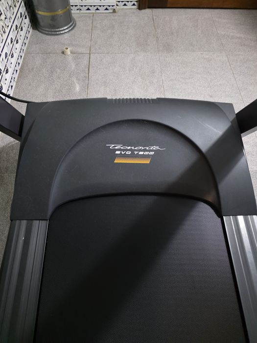 Passadeira Tecnovita Evo T900 nova, dobrável