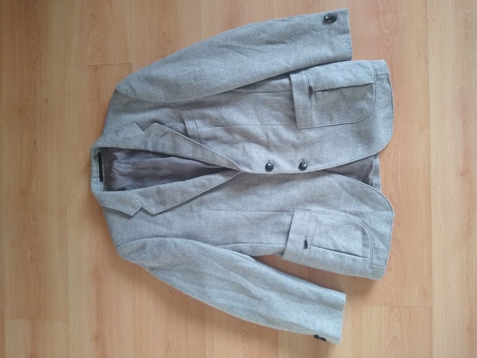 Szara wełniana marynarka męska