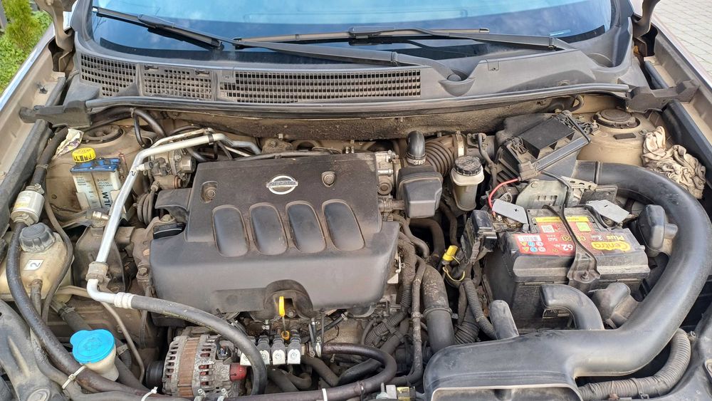 Nissan qashqai AWD 2.0 benzyna