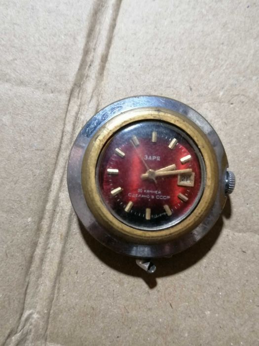 Часи ссср заря 30 камней