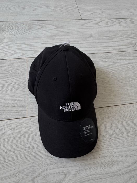Нова кепка, з бірками, не одягалась The north face