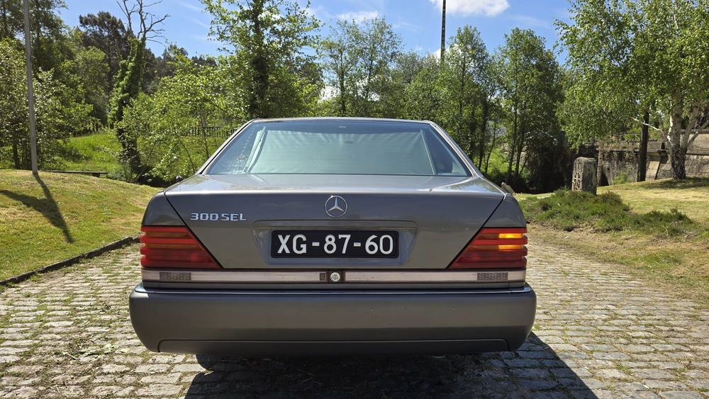 Mercedes Benz 300 SEL