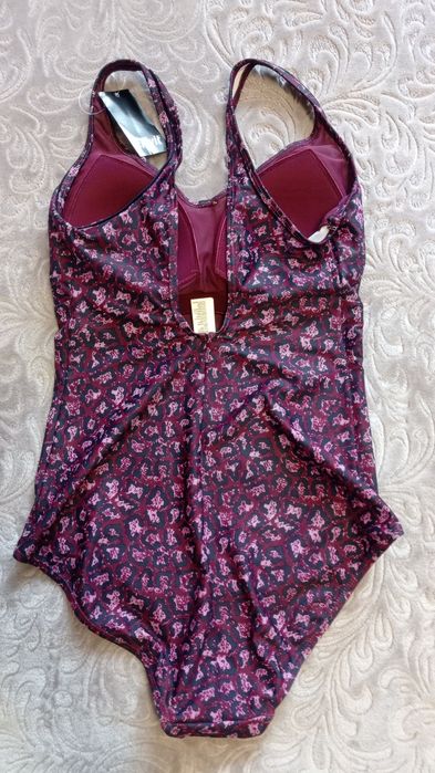 Купальник суцільний сдельный "Crivit" р- р  M- L новий