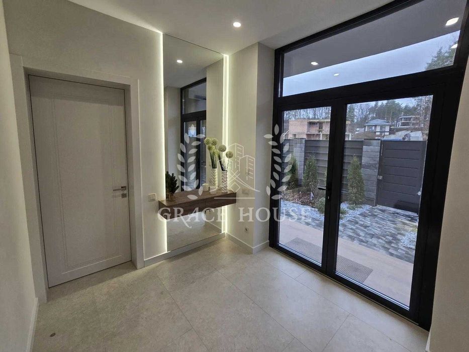 Продаж будинку 220м.кв. з ремонтом КМ Нова Ходосівка Ходосовка 8 соток