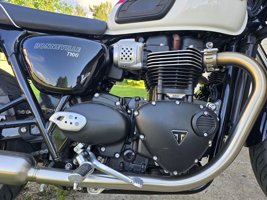 Triumph Bonneville T100  niski przebieg. ZADBANY