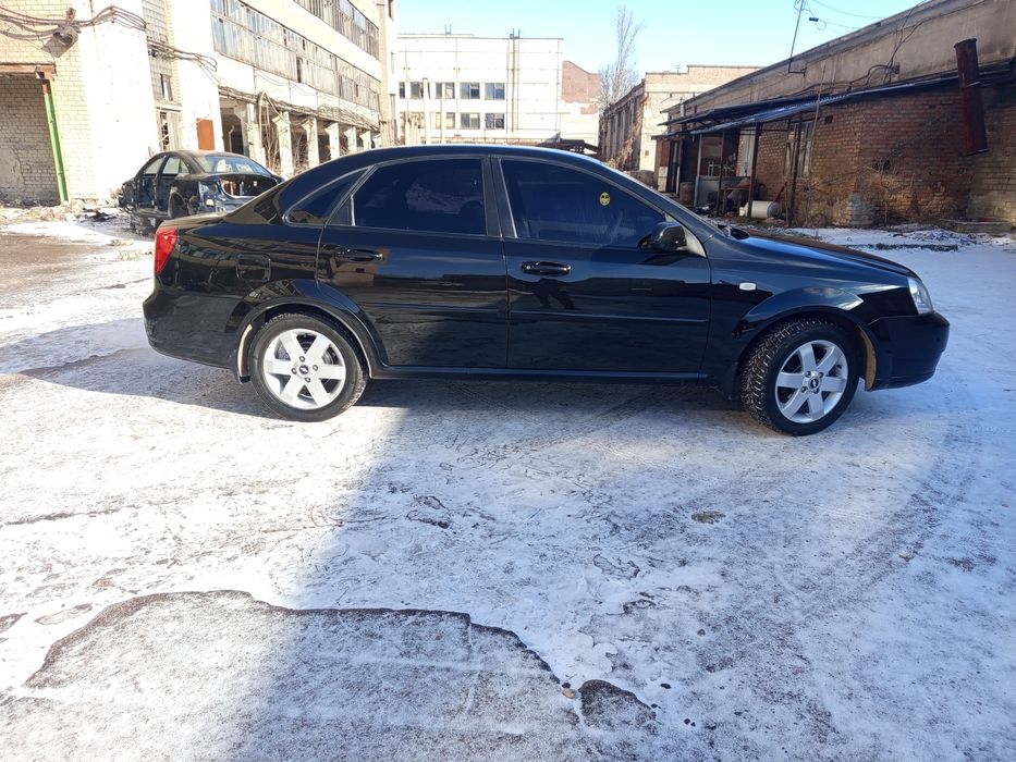 Продам Шевроле Лачети