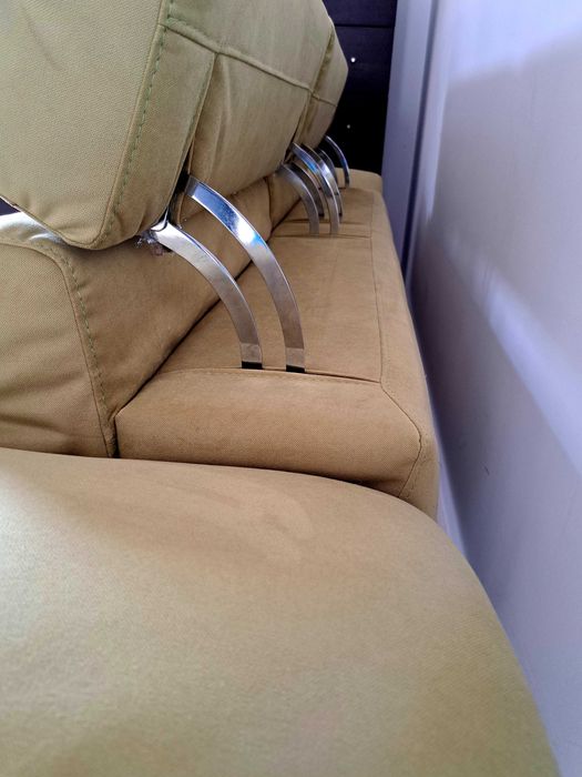 Sofa confortável 3 lugares