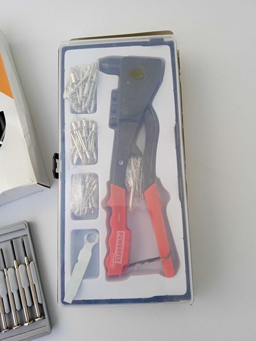 Ferramentas manuais usadas vendido em conjunto