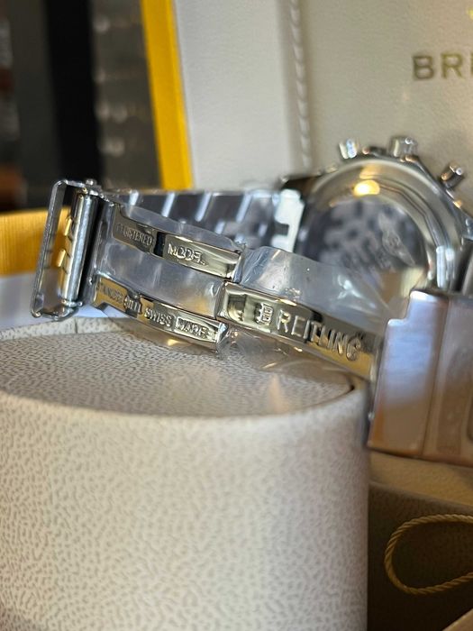 Breitling Bentley SuperQuartz 49mm