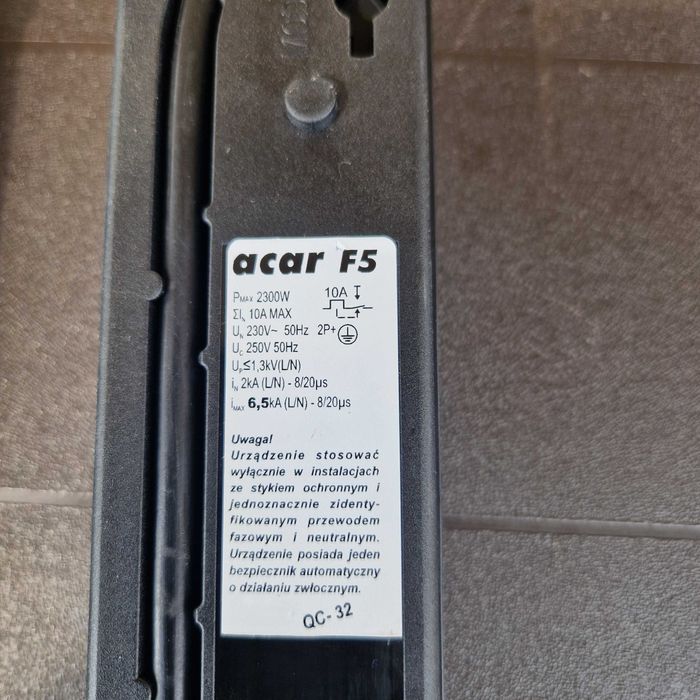 przedłużacz listwa pod biurko