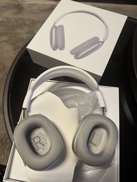 Sluchawki Airpods Max