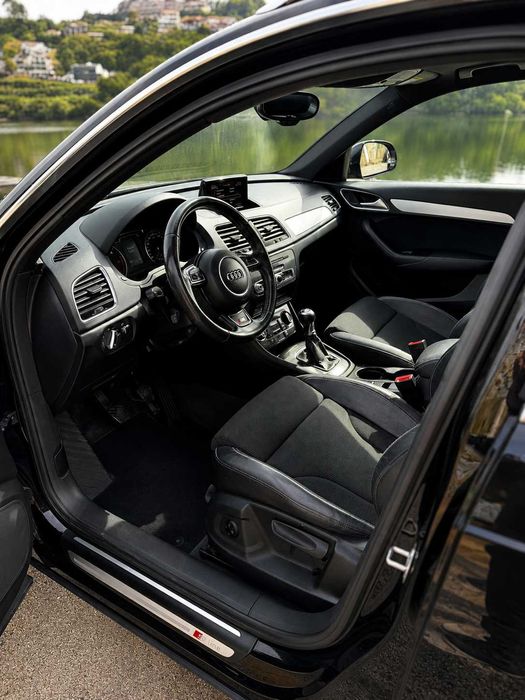 AUDI Q3 2.0 TDI • S LINE • SUV *Desde 283€ / MêS*