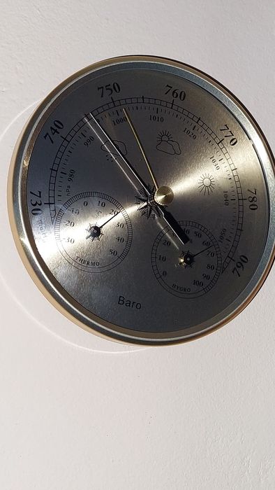 Barometr pokojowy nowy z termometrem i hygrometrem
