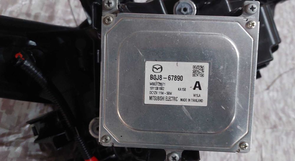 Фара Mazda 3 series 2019 2020 2021 Мазда