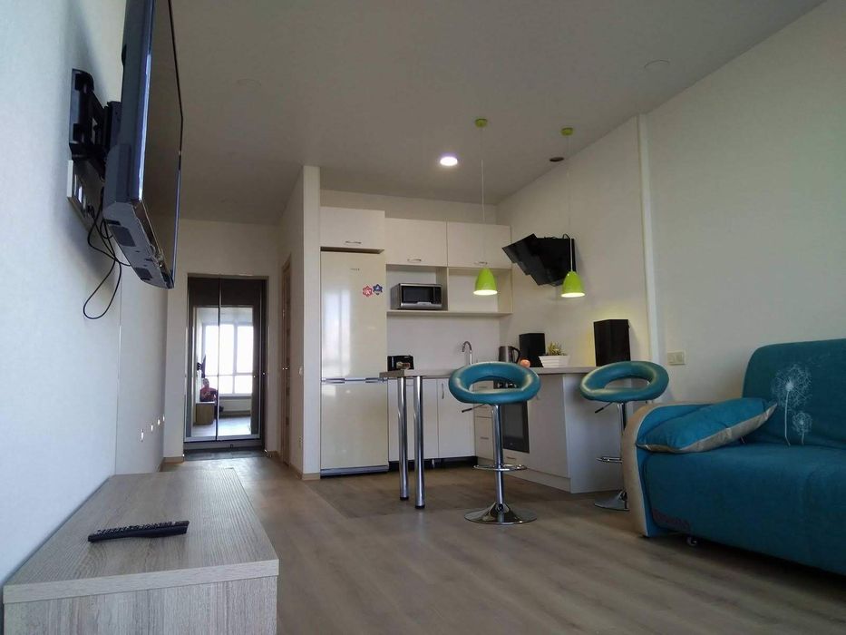 Оренда квартири без комісії,  метро Лівобережна від власника