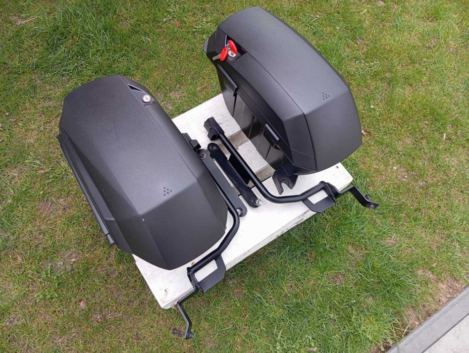 Kufry Boczne + Stelaze SHAD Kawasaki Vulcan S 15-20r Kufer Stelaz GIVI