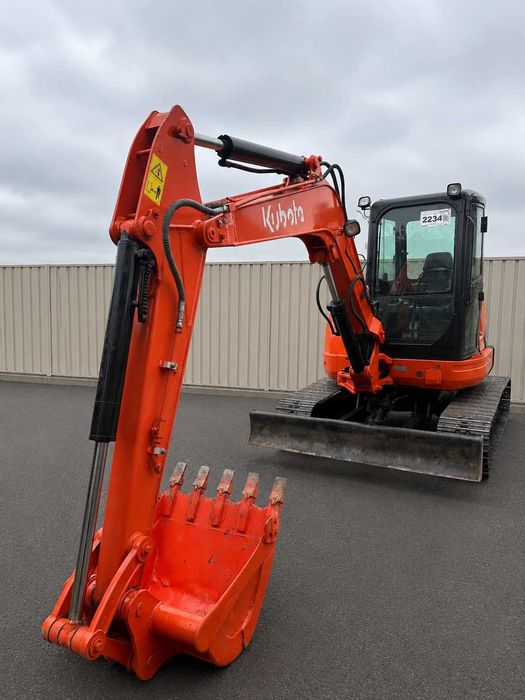 Міні-екскаватор Kubota U55-4 2018 рік 2500 мотогодин
