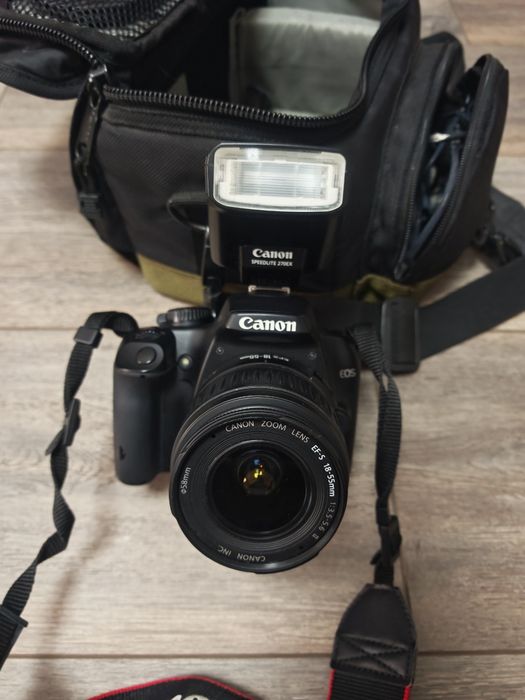 Canon Eos 1000d .
