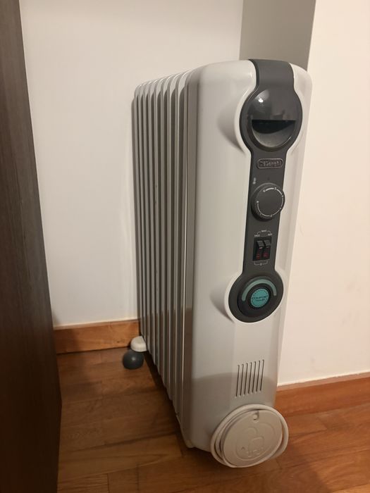 Aquecedores a óleo DeLonghi – 3 unidades em ótimo estado