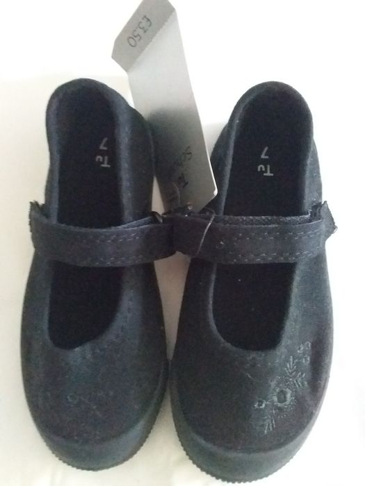 Плаття + тапочки, 98 см, 25 розмір для дівчинки