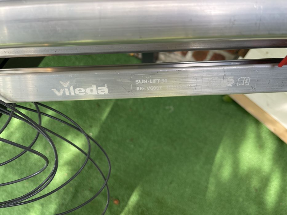 Parasol suszarka ogrodowa na pranie