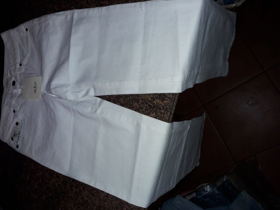Spodnie białe jeans 34 lycra