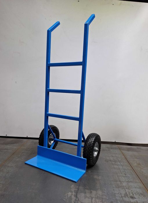 Solidny wózek transportowy stalowy – pełne koła