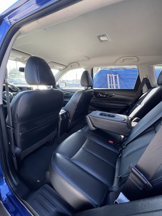 Nissan Rogue SL 2017 рік