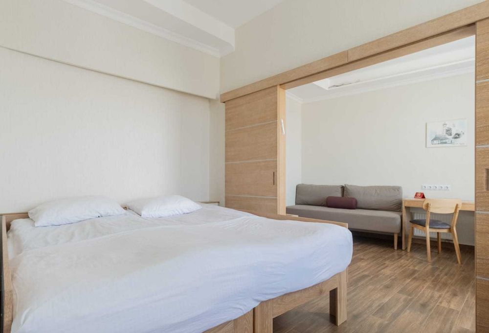 Здам квартиру (кімнату) подобово . НА НОВИЙ РІК НЕ ЗДАЄТЬСЯ.